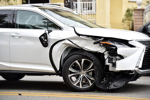 Passenger vehicle with significant front-end damage; reasons for hiring a hit and run lawyer. Passenger vehicle with significant front-end damage; reasons for hiring a hit and run lawyer.